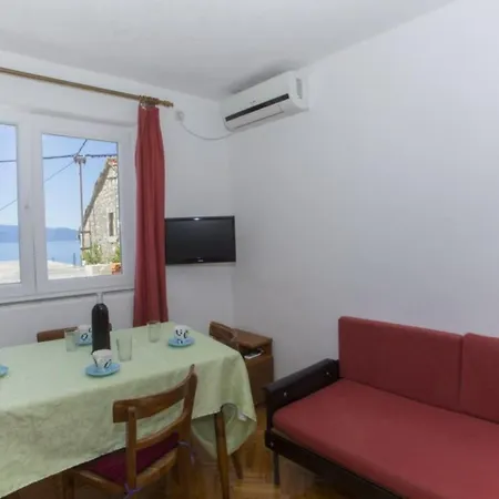 Beachfront Andrijevic 3*