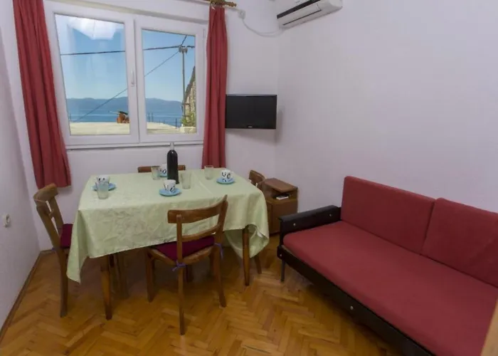 게스트하우스 Beachfront Andrijevic 브리스트