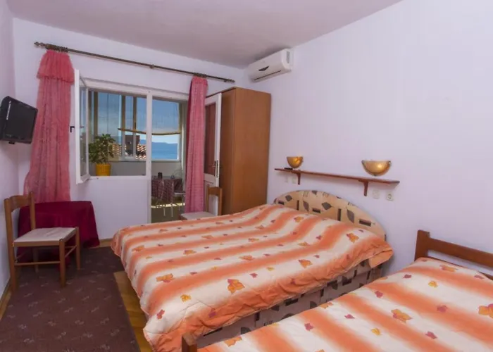 Beachfront Andrijevic 게스트하우스 브리스트