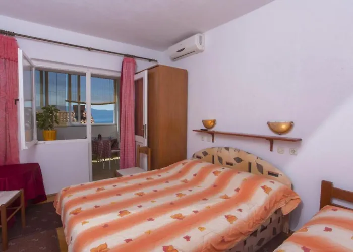 게스트하우스 Beachfront Andrijevic 브리스트