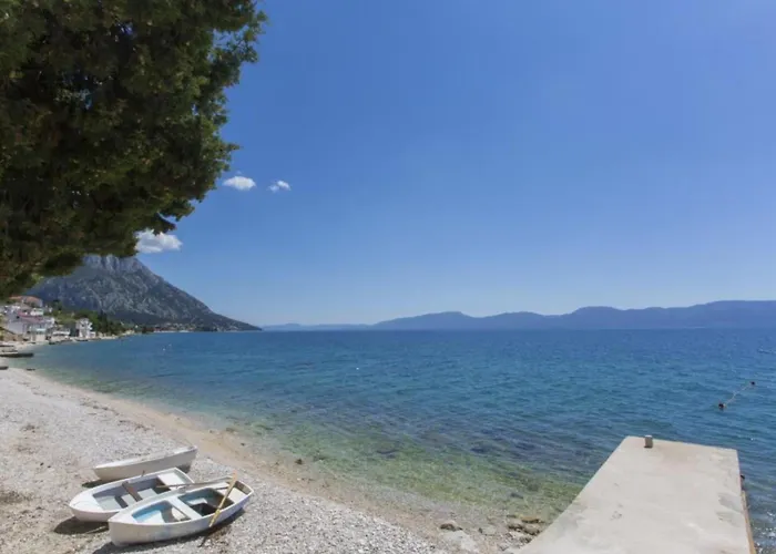 Beachfront Andrijevic 게스트하우스 브리스트