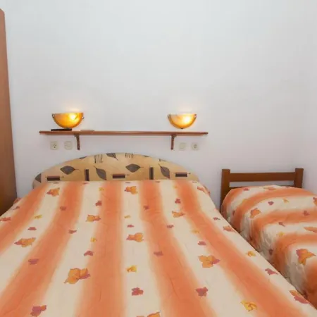 Beachfront Andrijevic 3*