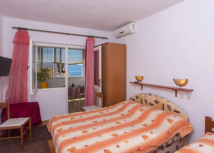 ゲストハウス Beachfront Andrijevic